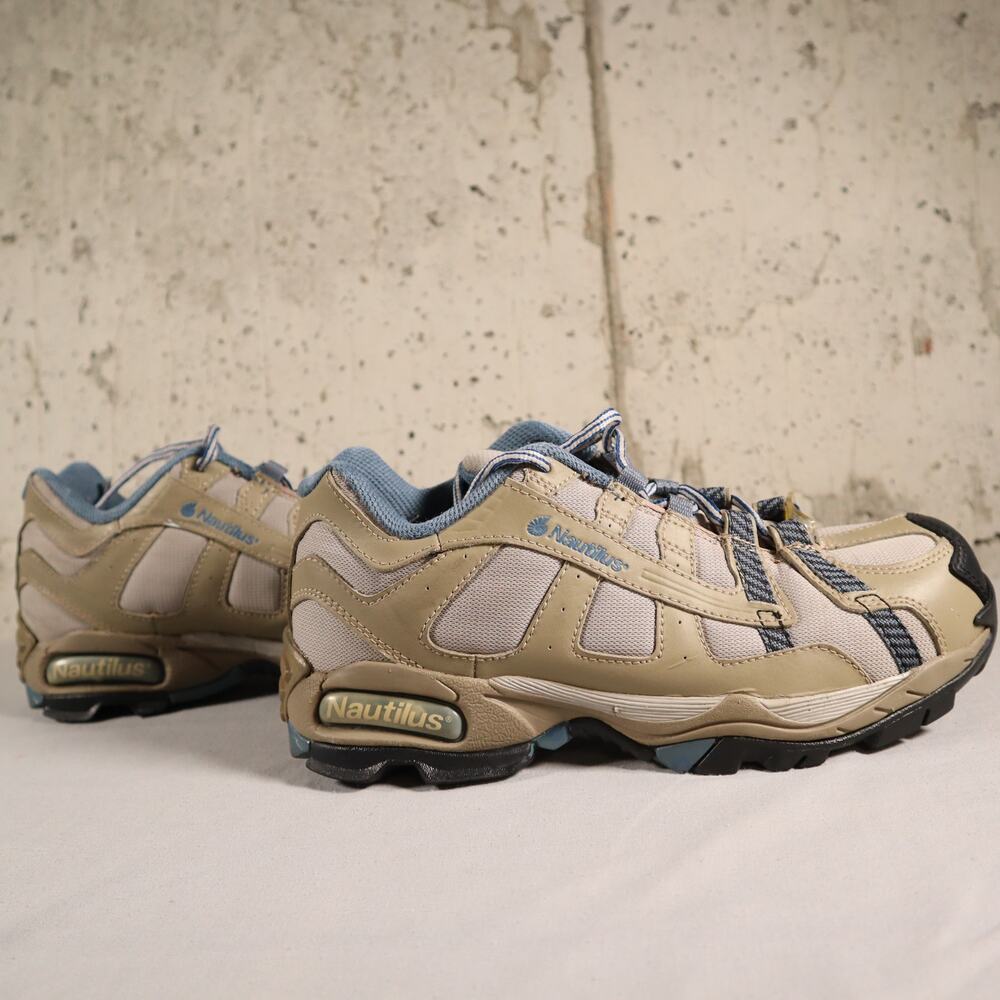 Nautilus Steel Toe Shoes Womens Size 9.5 Safety Shoes Tan Blue Lace Up
